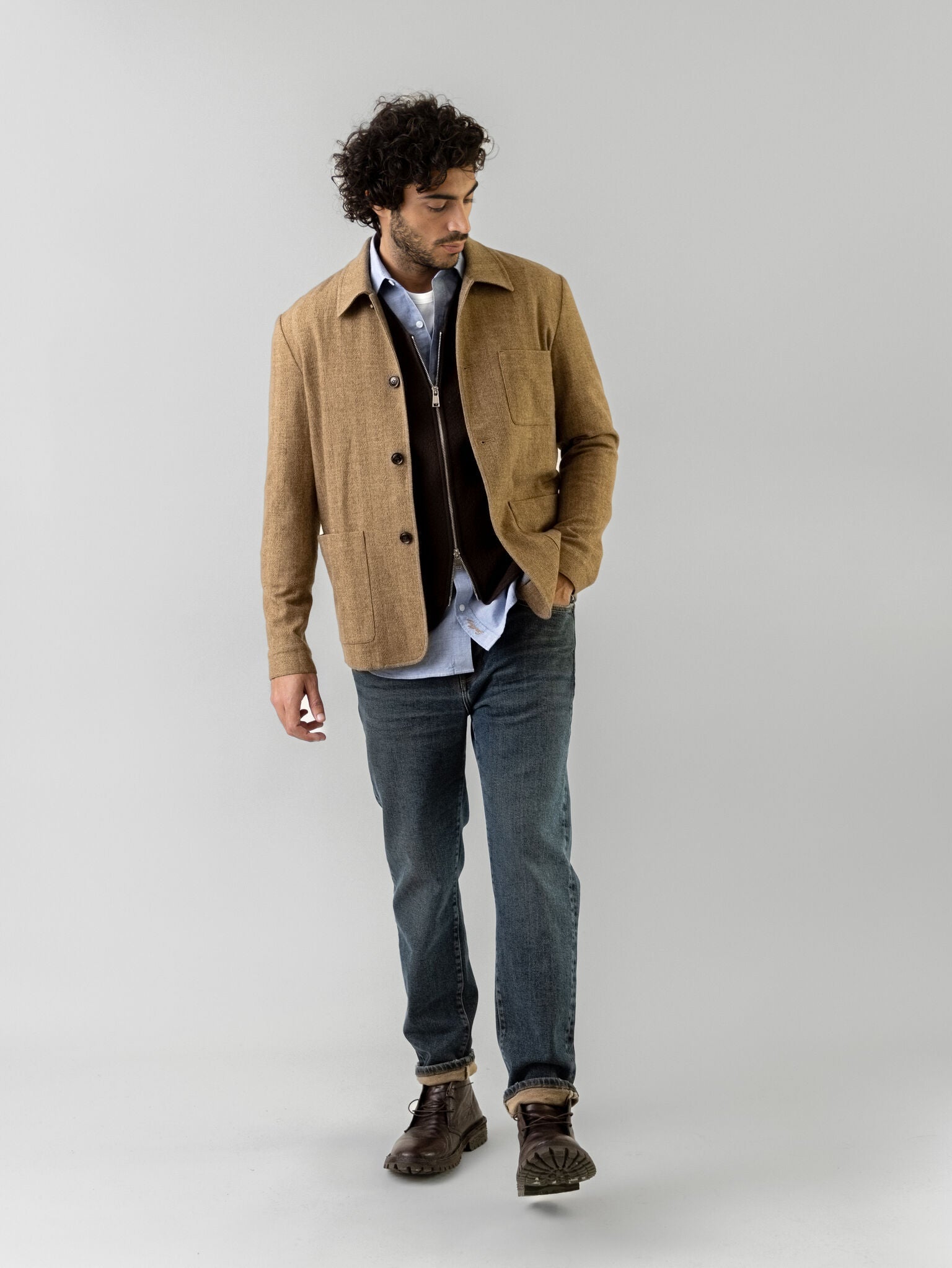 Modelshot / Dark Blue Denim / Detail